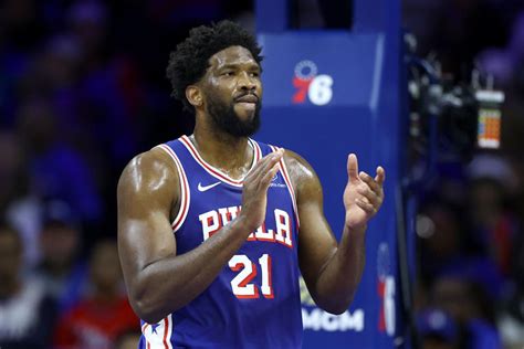 Nba Multa A Joel Embiid Con D Lares Por Celebraci N Obscena