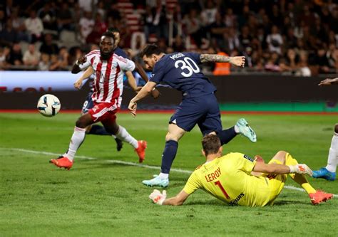 Lionel Messi And Kylian Mbappé Combine For A Sensational PSG Goal In