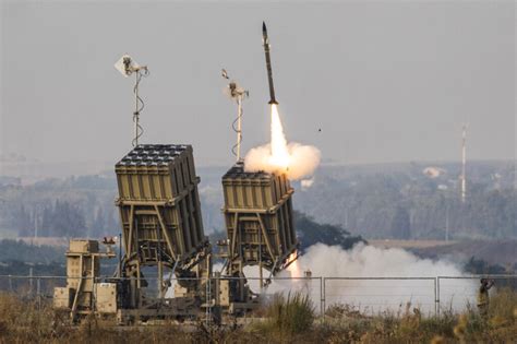 Luftangriffe Im Gazastreifen Und Raketenangriffe Auf Israel Ausland