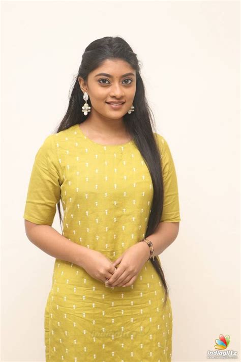 Ammu Abhirami Cute Beauty Sexy Beauty Beauty Full Girl Fashion