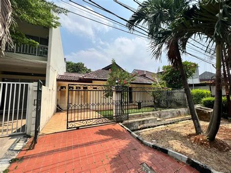 Rumah Modern Terawat Siap Huni Di Lebak Bulus Dijual Rumah