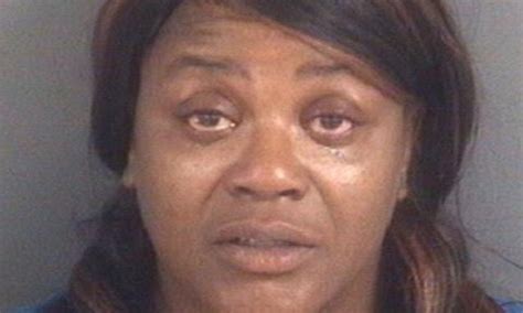 North Carolina Female Nurse Forced Oral Sex On A Cable Repairman Daily Mail Online