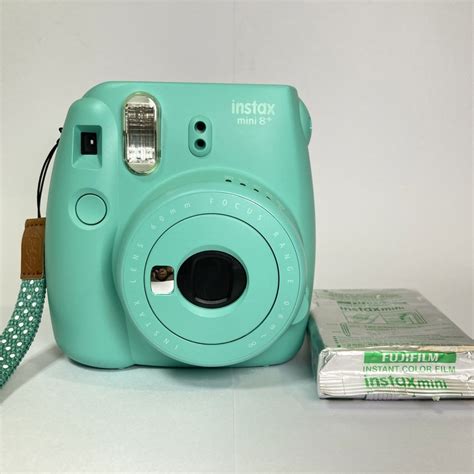 富士フイルム 【美品】fuji Film Instax Mini 8 チェキ【フィルム付き】の通販 By トドキチs Shop｜フジ