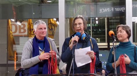 Frankfurt Am Main Montagsdemo Am Frankfurter Flughafen Teil