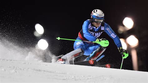 Henrik Kristoffersen S Impose Dans Le Slalom De Madonna Di Campiglio