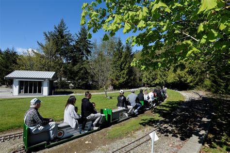 Photos: All aboard for fun at Burnaby Central Railway: Photo Gallery ...