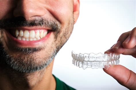 Consigue Una Sonrisa Perfecta Con Invisalign En Simples Pasos