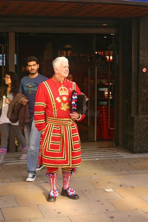 7+ Beefeater Free Stock Photos - StockFreeImages