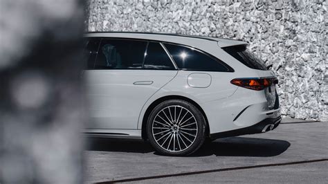 Фотопост: багажник нового универсала Mercedes-Benz E-Class стал меньше ...