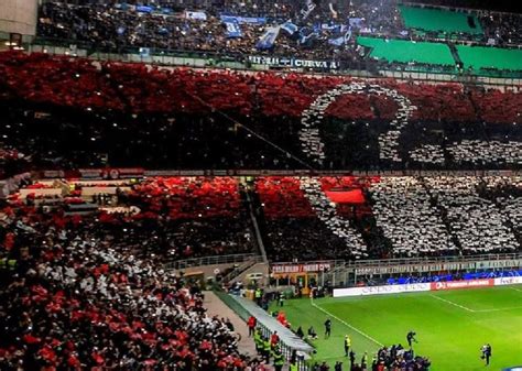 San Siro Regala Spettacolo Coreografia Da Urlo Prima Di Milan Napoli