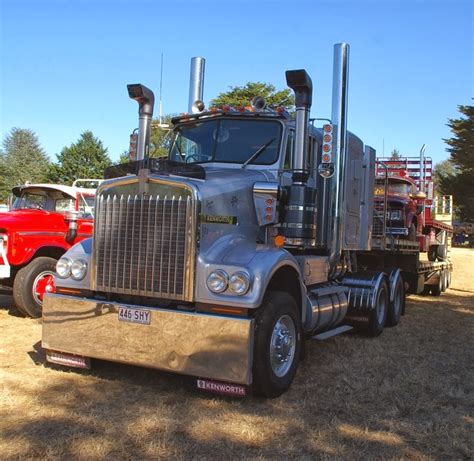 Historic Trucks ATHS Truck Show At Lancefield 2014 Kenworths To Whites