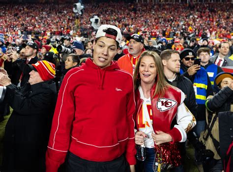 Randi Mahomes reveals emotional next career step 10 months after