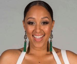 Tamera Mowry Biography Birthday Awards Facts About Tamera Mowry