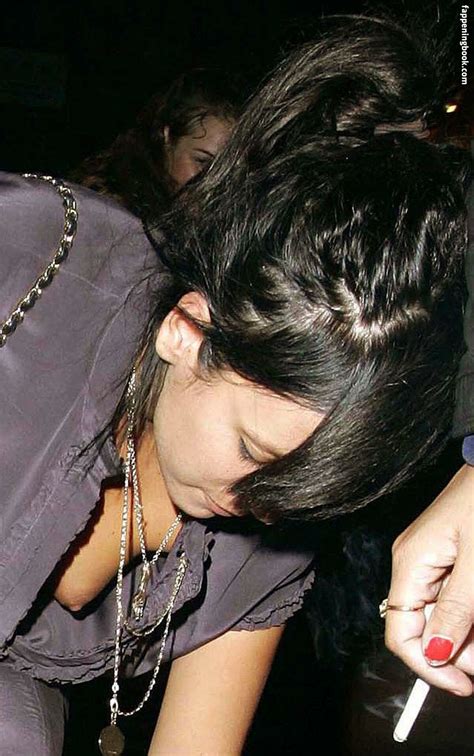 Lily Allen Lilyallen Nude OnlyFans Leaks Fappening Page FappeningBook