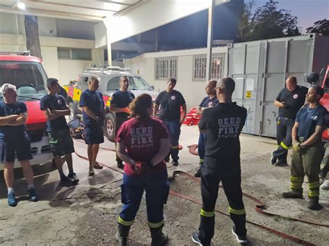 Feux De F Ret En Gr Ce Pompiers De L Urgence Internationale