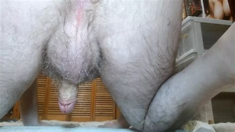 Oiled Up And Completely Naked Not Even Socks Showing You Everything And Masturbating Gay Porn