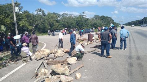 Habitantes Bloquean Carretera Federal Bacalar Felipe Carrillo Puerto