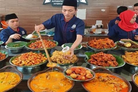 Buat Penggemar Masakan Khas Minang Ketahuilah 5 Perbedaan Nasi Padang