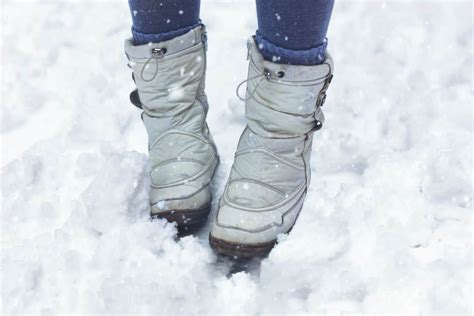 The Best Extra Wide Womens Snow Boots