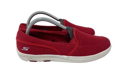 Skechers Red On The Go Bliss Slip On Shoes 8 Women’s  Gem