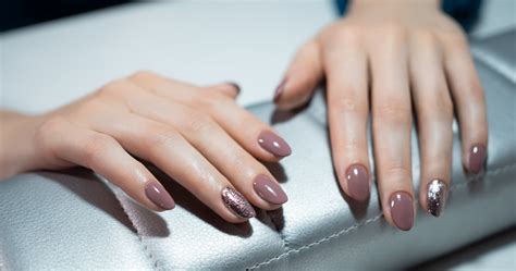 Wzory Na Paznokcie Najmodniejsze Manicure W 2023 Roku Styl W INTERIA PL