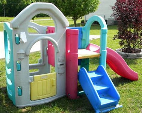 5990 75990 Adjustable Playhouse Gym