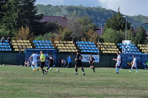 Câmpineanul Darius Coman locul 14 în lume la 200m bras Cel mai bun