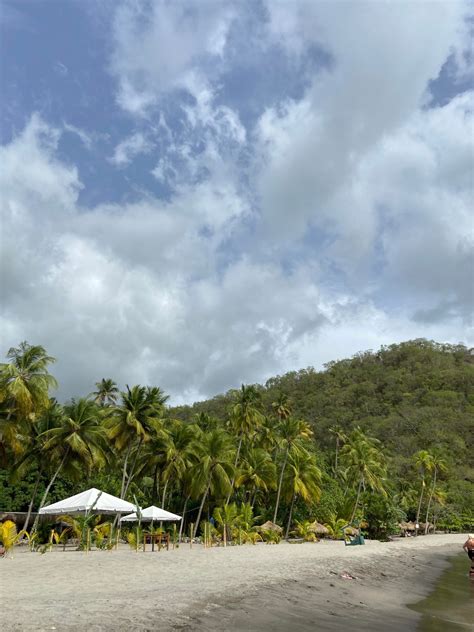 7 Photos To Inspire You To Visit Anse Chastanet Beach In Saint Lucia ...