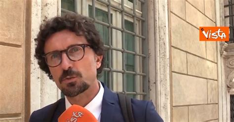 Open Arms Toninelli Contro Salvini Noi Non Abbiamo Cambiato