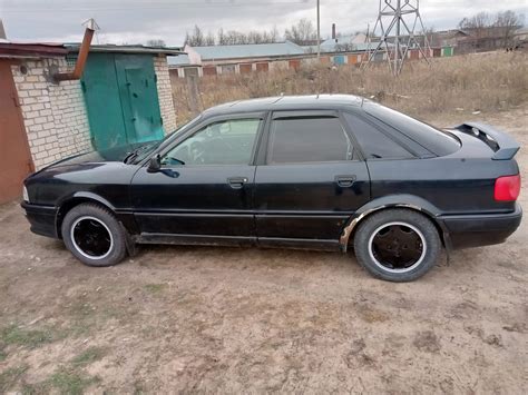 Покрасил диски установил передние брызговики с б3 реплика. — Audi 80 ...