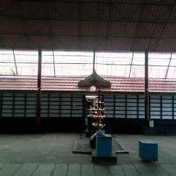 Guruvayur Sree Perumthatta Siva Temple Hindu Temple Guruvayur