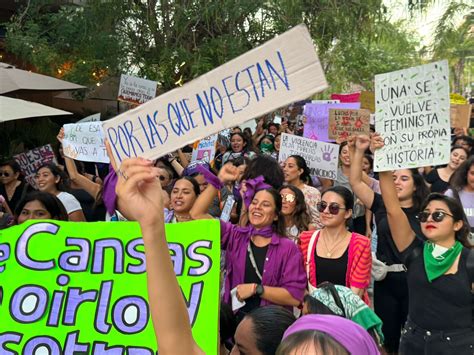 Marchan Mil Mujeres En Playa Del Carmen En Contra De Los Feminicidios