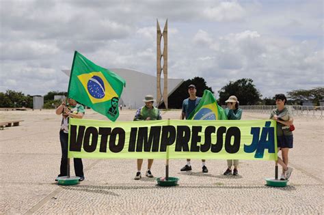 Bolsonaristas Se Manifestam A Favor Do Voto Impresso O Cafezinho