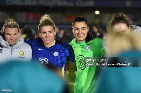 Tanya Oxtoby Assistant Coach Of Chelsea Millie Bright Of Chelsea