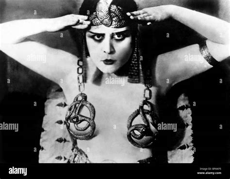 Theda bara hi-res stock photography and images - Alamy