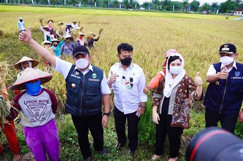 Mentan Syl Puji Herman Deru Sebagai Gubernur Paling Serius Urusi