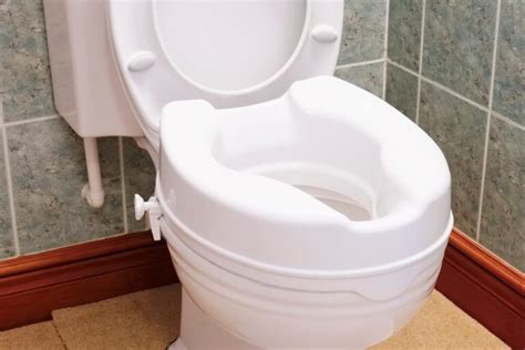 Best Raised Toilet Seats For Seniors And The Elderly Safer Toileting