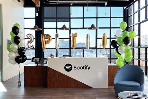 Spotify Is Turning La Into Podcast City With A 155000 Sq Ft Studio