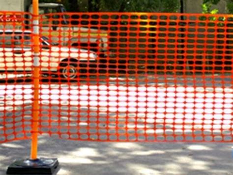Orange Safety Fence Barrier Types, Application for Barriers