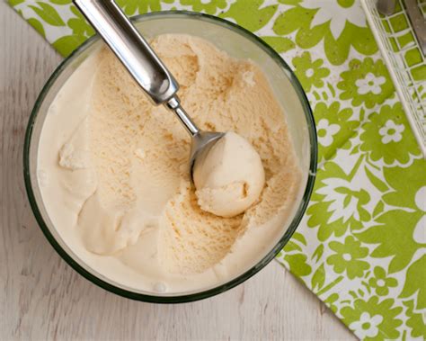 Easy Eggnog Ice Cream Floats Make And Takes