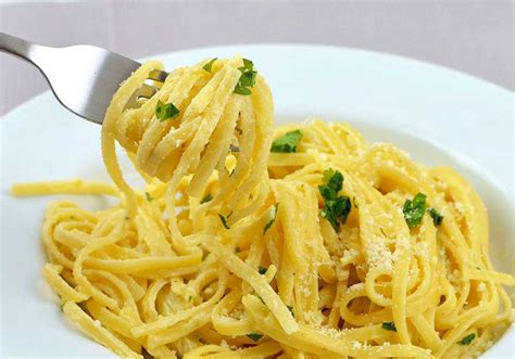 Паста со сливками - рецепт как вкусно приготовить паста со сливками ...