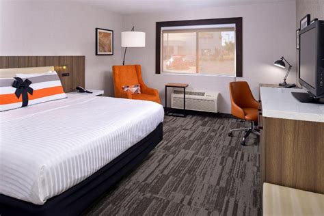 Modesto Hotel in Modesto (CA) - Room Deals, Photos & Reviews