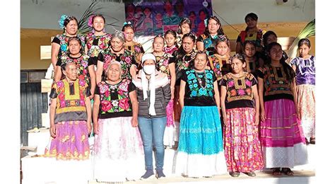 Celebran Encuentro De Mujeres Chontales En La Sierra Sur De Oaxaca