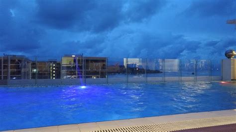 Mercure Kota Kinabalu City Centre Pool Pictures And Reviews Tripadvisor