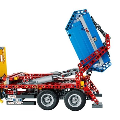 Лего 42024 Контейнеровоз LEGO Technic - купить в Москве