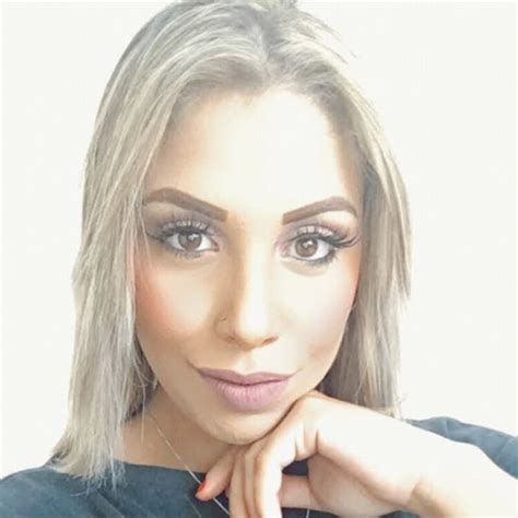 Hot Sexy Thais Silva Bikini Pics