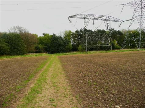 Footpath Towards Huddersfield Golf Humphrey Bolton Cc By Sa 2 0