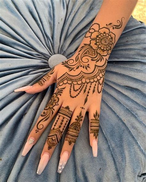 Pin By Jdau Xu On Insta Henna Tattoo Hand Henna Tattoo Designs