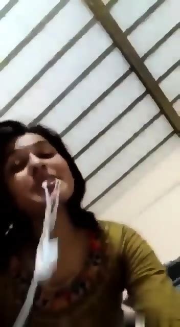 Hot Pakistani Girl Teasing Nude