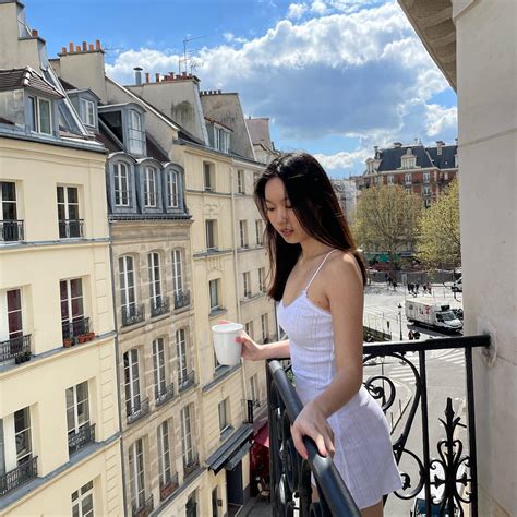 Jing | petition for touchscreen gloves | Instagram 